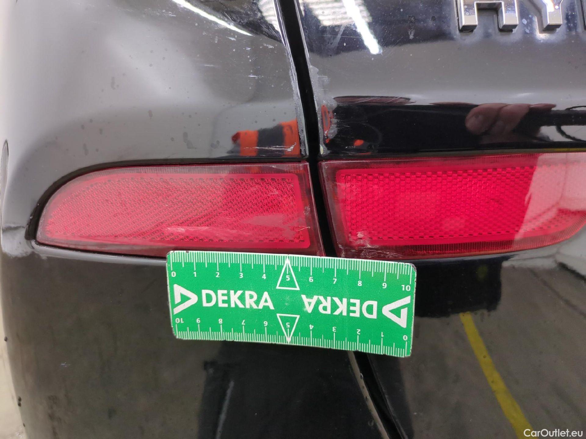  Hyundai  i30 HYUNDAI  Sport Wagon / 2020 / 5P / Break 1.0 T-GDI 120 DCT-7 MHEV CREATIVE SW #29