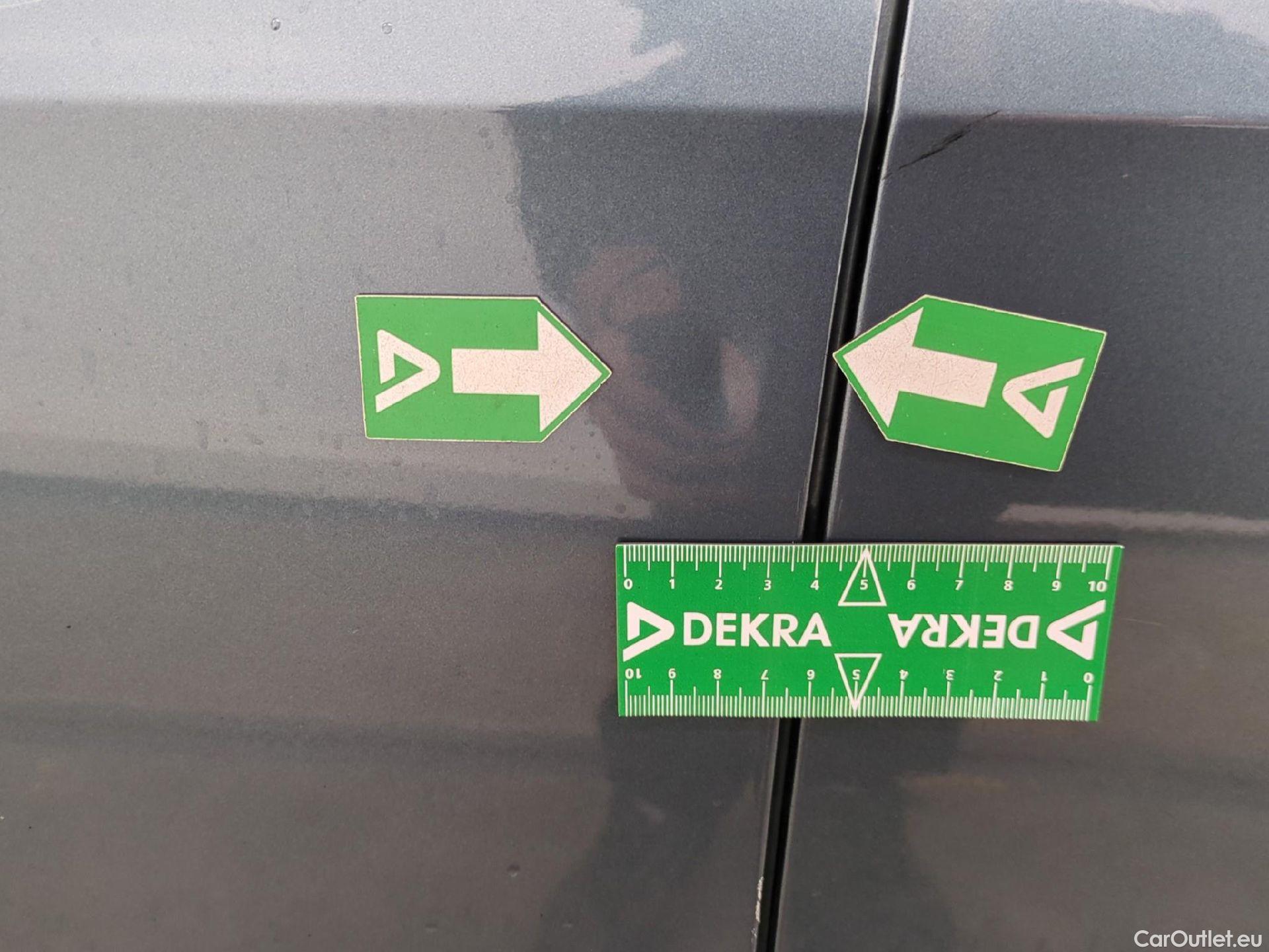  KIA  Sportage KIA  / 2021 / 5P / SUV 1.6 T-GDI 265 PHEV AUTO 4WD ACTIVE BUSIN #17