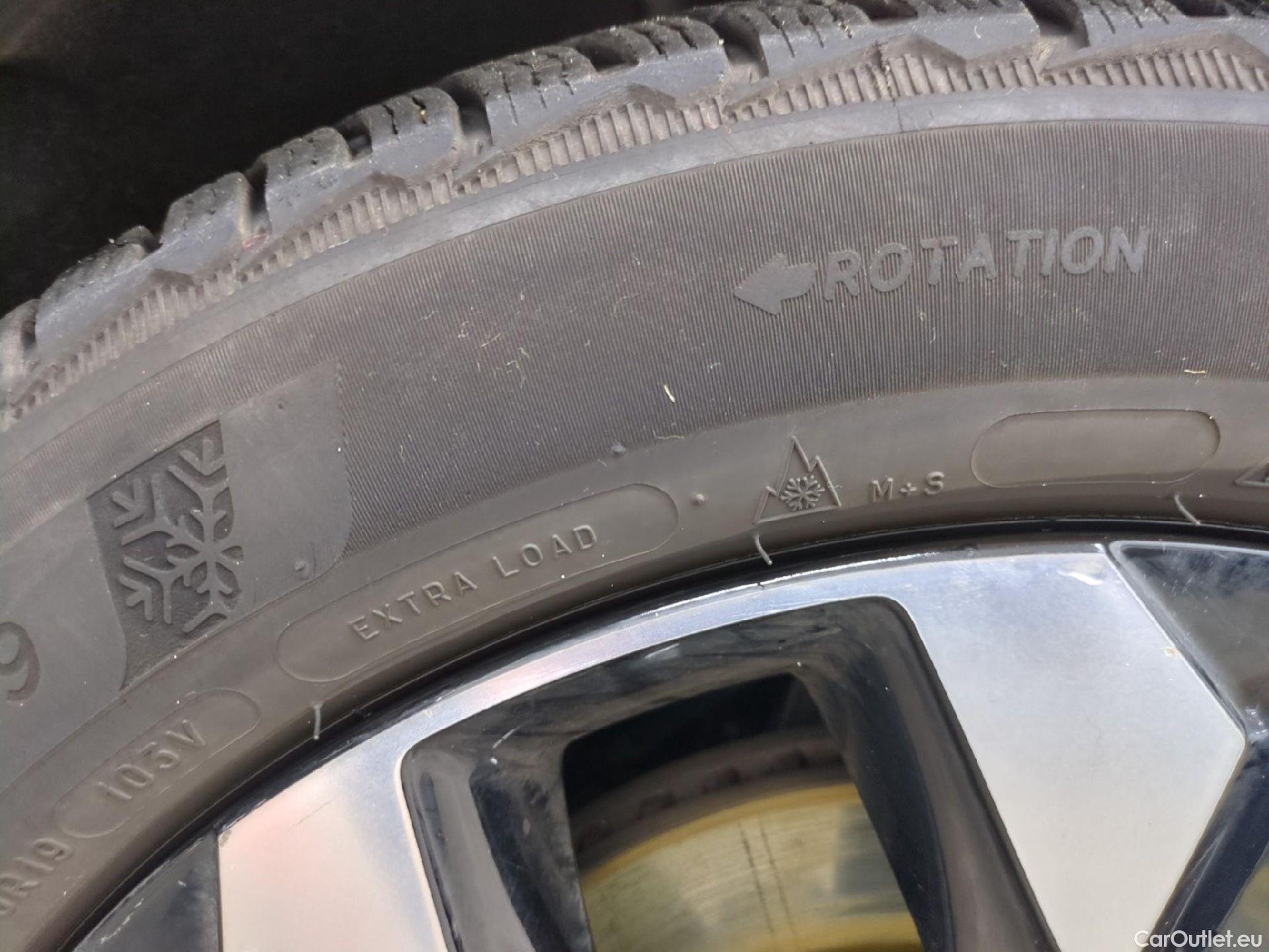  KIA  Sportage KIA  / 2021 / 5P / SUV 1.6 T-GDI 265 PHEV AUTO 4WD ACTIVE BUSIN #1