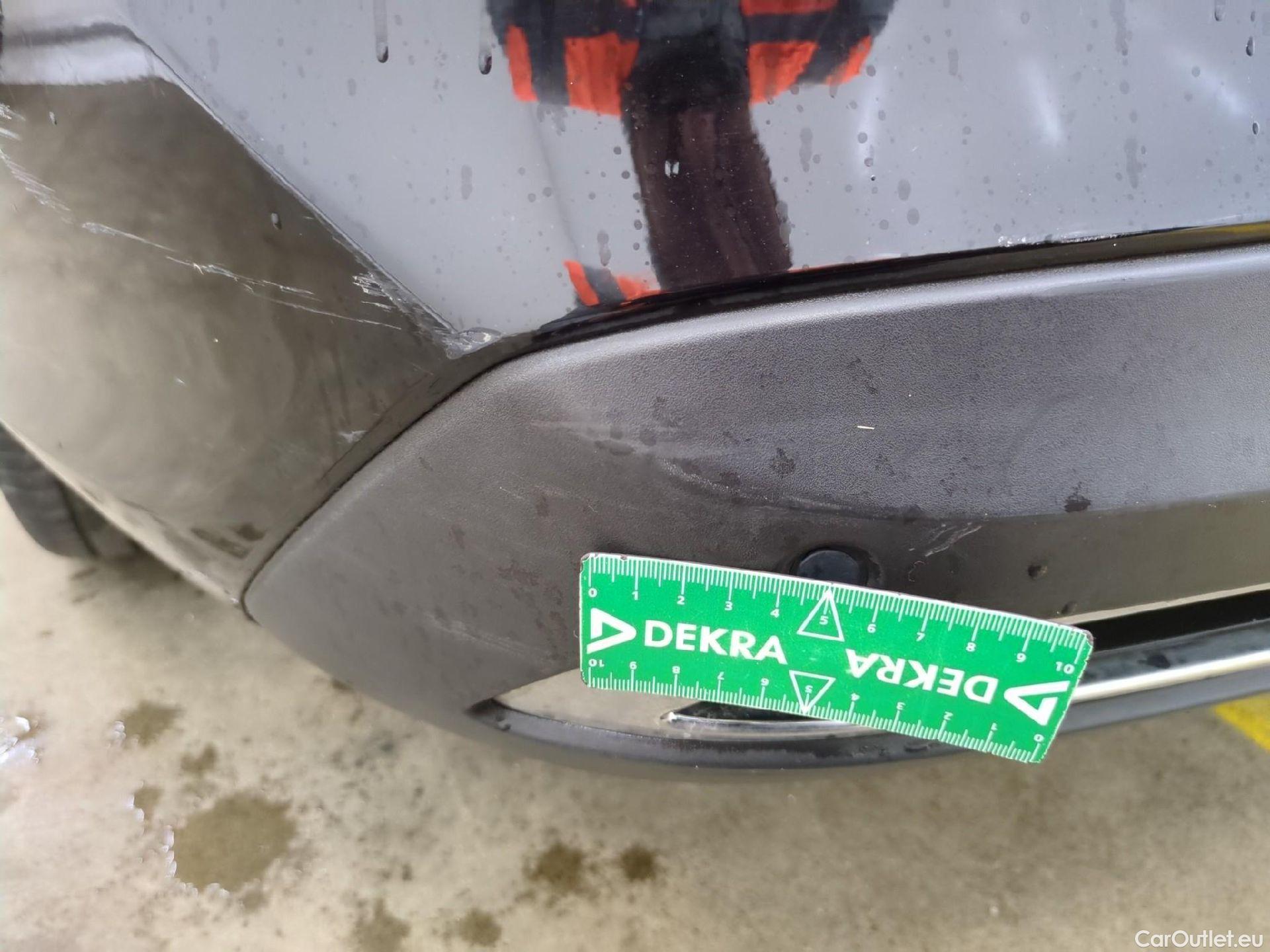  Hyundai  i30 HYUNDAI  Sport Wagon / 2020 / 5P / Break 1.0 T-GDI 120 DCT-7 MHEV CREATIVE SW #27