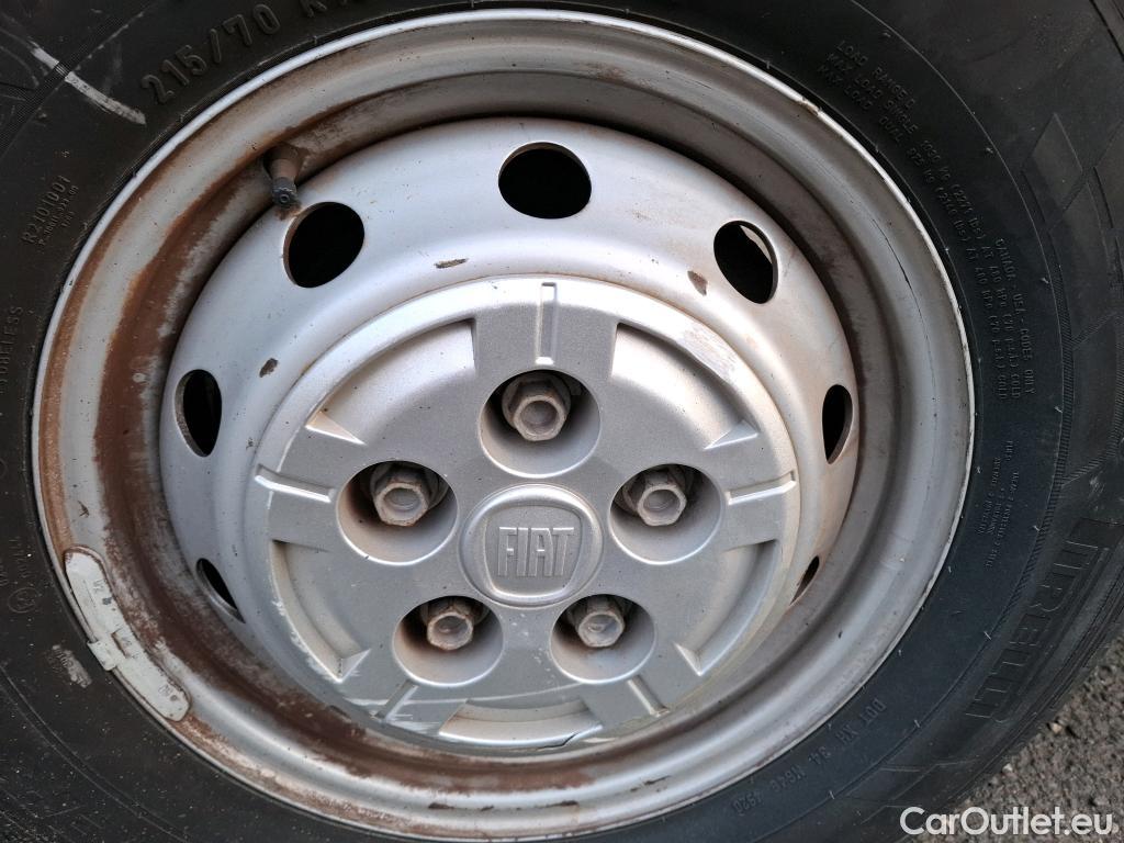  Fiat  Ducato FIAT  SC VU 2p Châssis cabine 35 L 23 Multijet 130 Pack Pro Nav #19