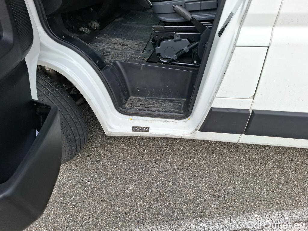  Peugeot  Boxer PEUGEOT  / 2014 / 4P / Fourgon tôlé BlueHDi 120 S&S ASPHALT 333 L1H2 #17