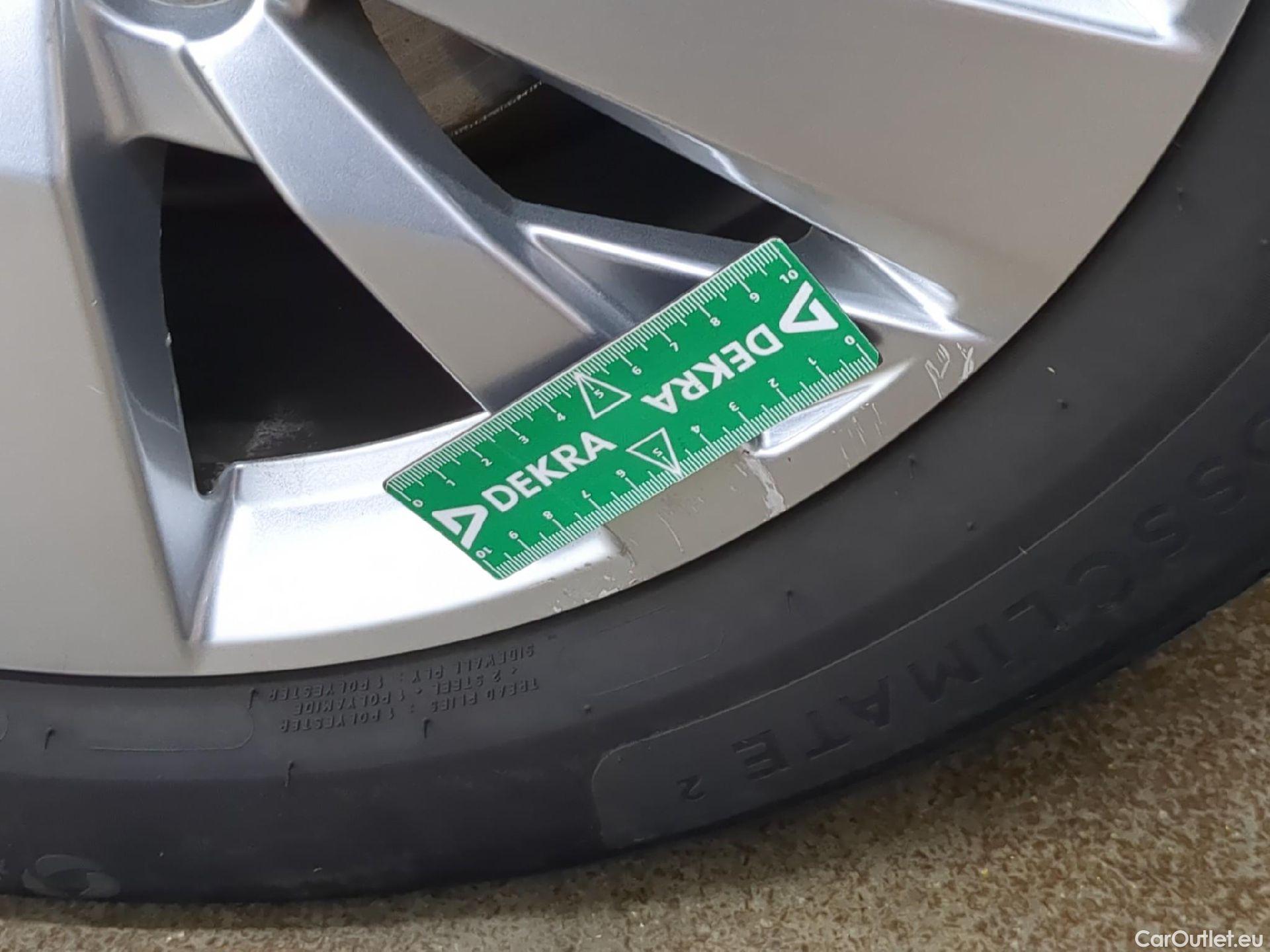  Peugeot  3008  Active Business 1.2 PureTech 130CV BVA8 E6d #1