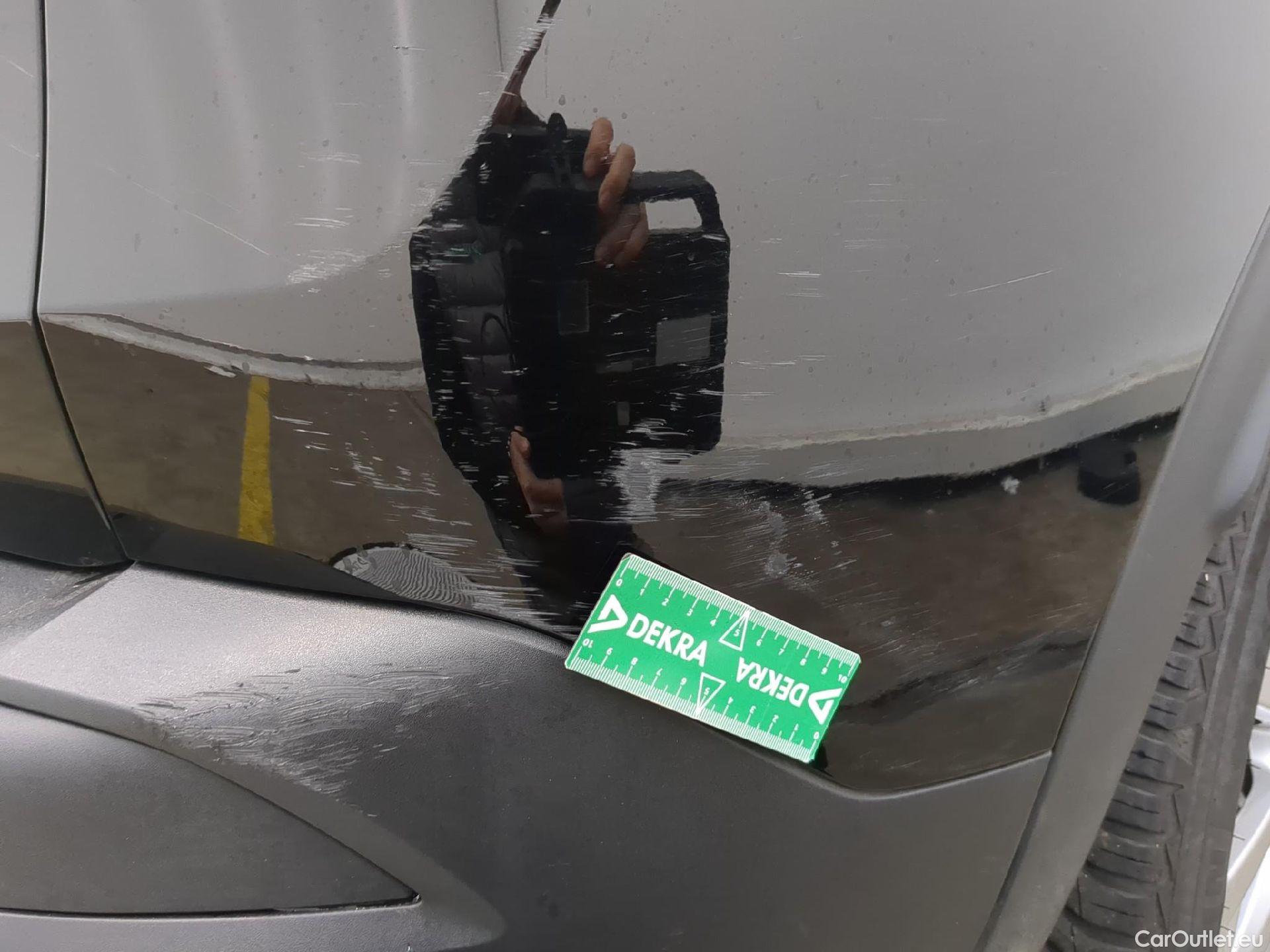  Peugeot  3008  Active Business 1.2 PureTech 130CV BVA8 E6d #26