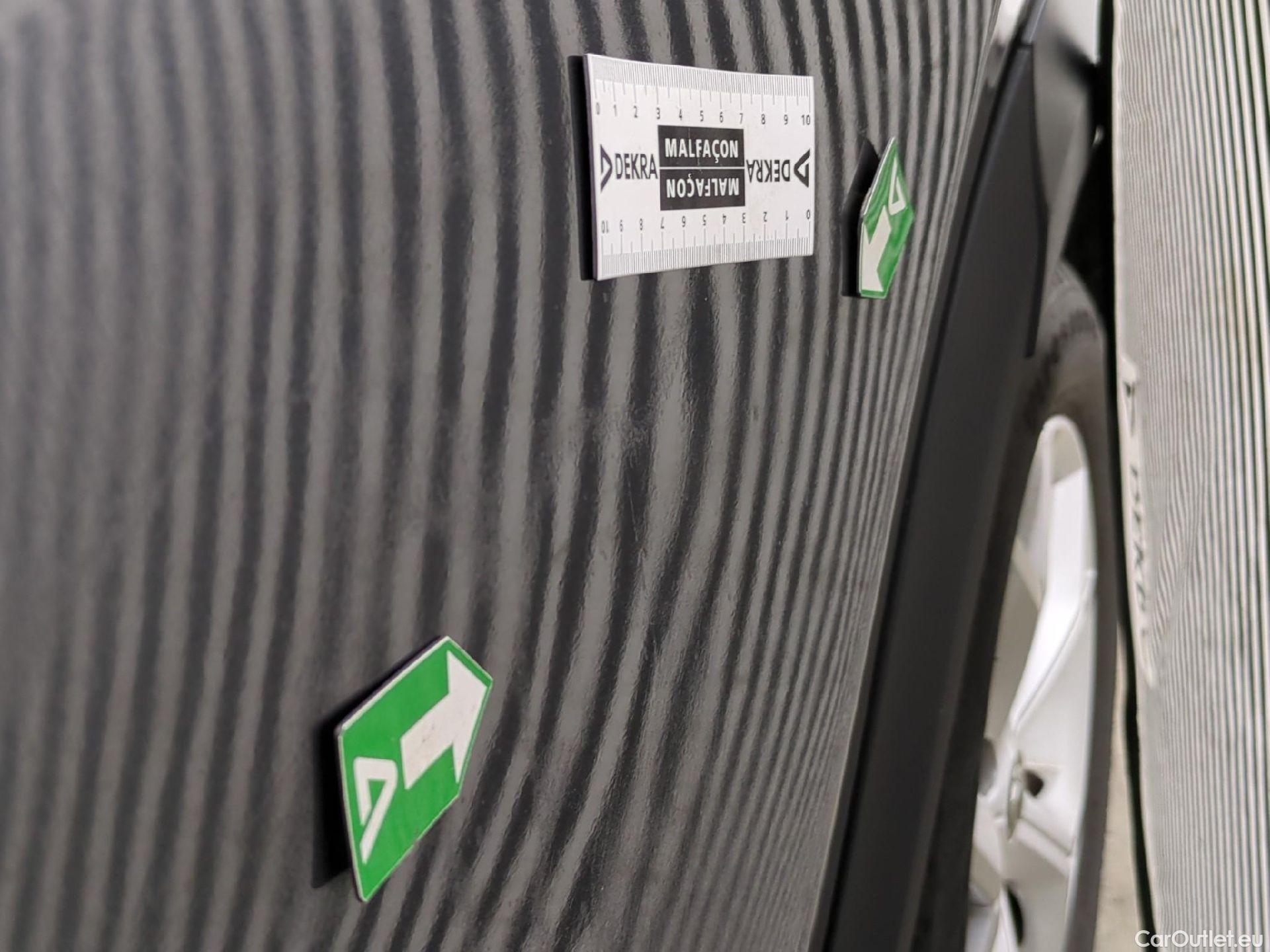  Nissan  Juke NISSAN  / 2019 / 5P / Crossover DIG-T 114 DCT Business+ #20