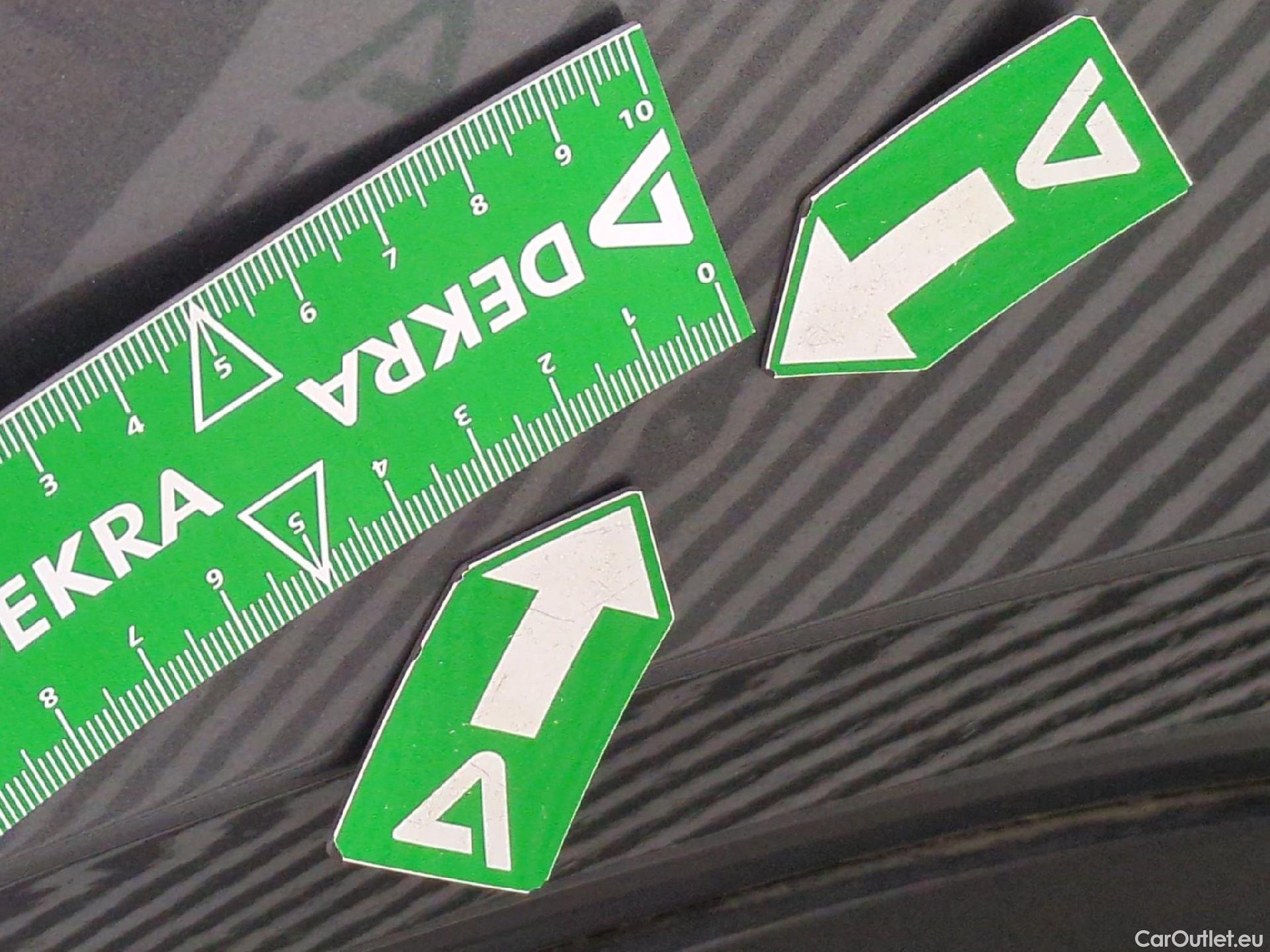  Nissan  Juke NISSAN  / 2019 / 5P / Crossover DIG-T 114 DCT Business+ #4