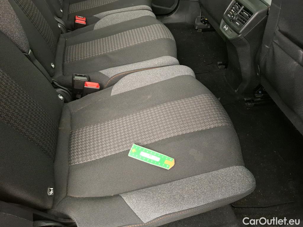  Peugeot  5008  Active Business 1.5 HDi 130CV BVM6 7 Sieges E6dT #30