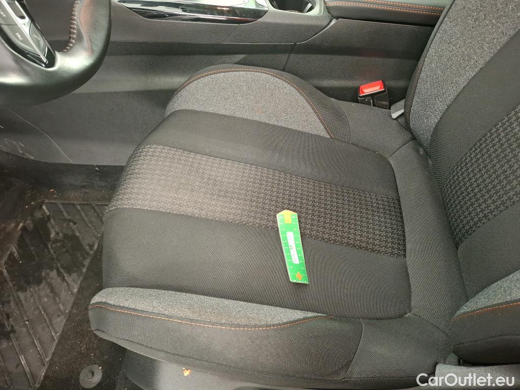  Peugeot  5008  Active Business 1.5 HDi 130CV BVM6 7 Sieges E6dT #32