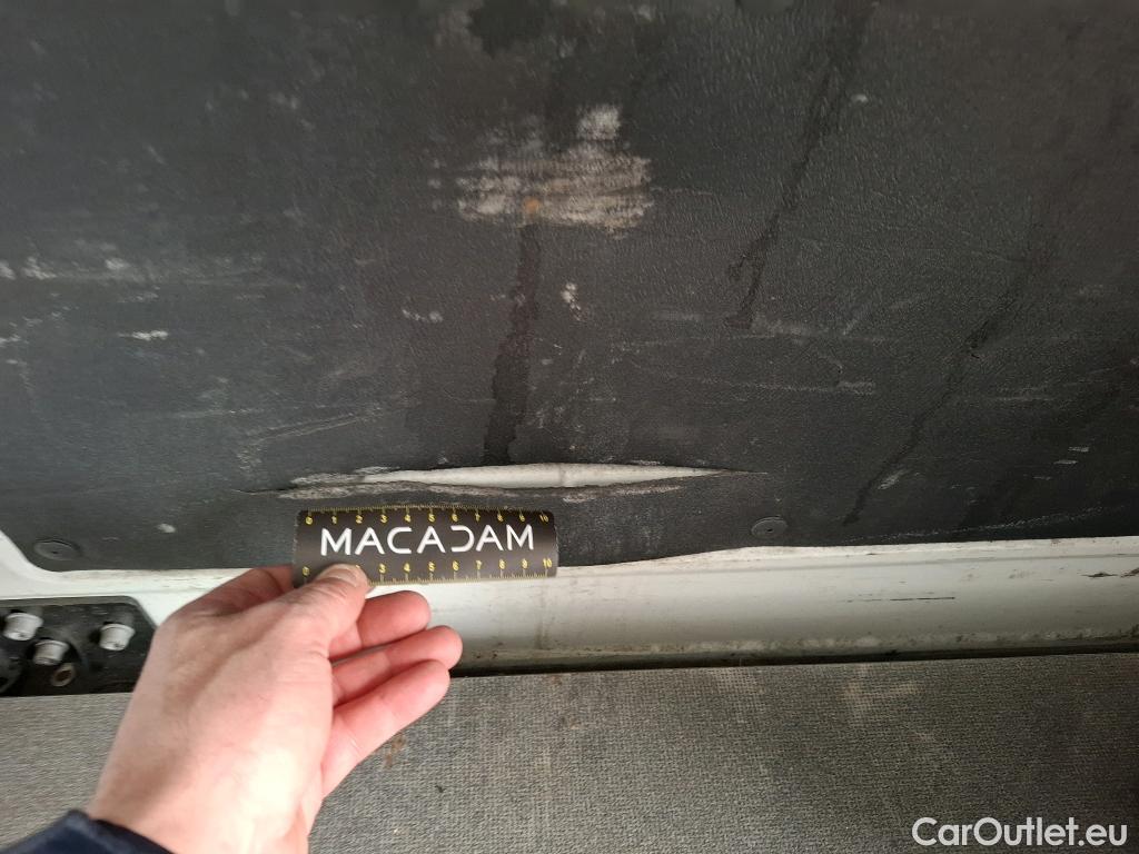  Peugeot  Boxer PEUGEOT  / 2014 / 4P / Fourgon tôlé BlueHDi 120 S&S ASPHALT 333 L1H2 #32