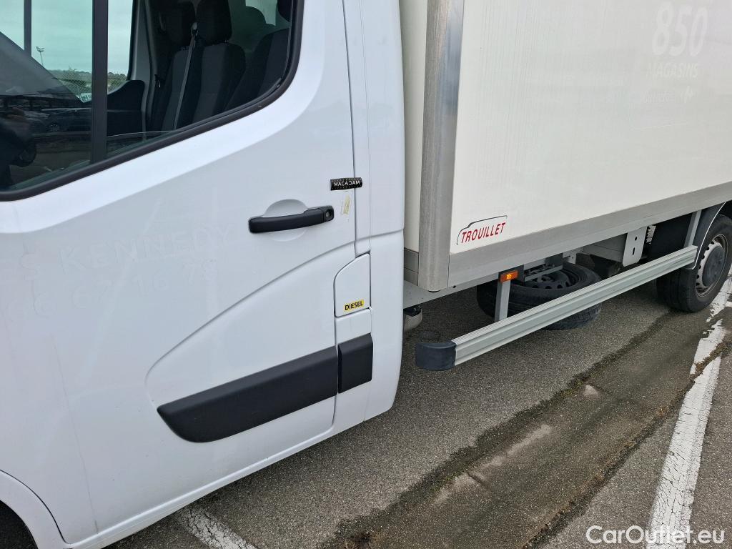  Renault  Master RENAULT  SC / 2019 / 2P / Châssis cabine CC Tr CF F3500 L3 Blue dCi 145 EVIE #28