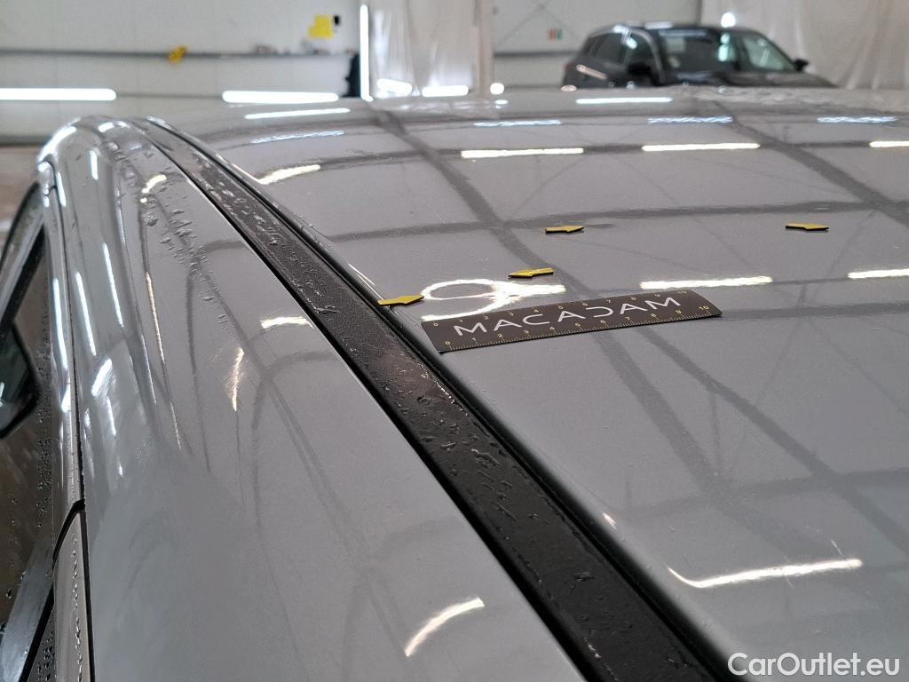  Renault  Kadjar RENAULT  / 2018 / 5P / Crossover Business TCe 140 EDC FAP - 21 #2