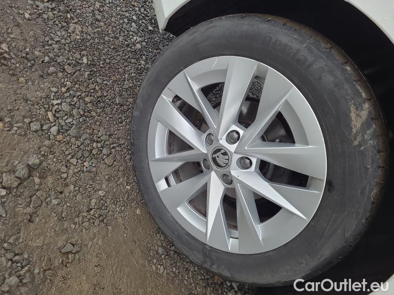  Skoda  Octavia  Combi (NX3)(2020) Oct.Combi 2.0TDI 110 Style AT #1