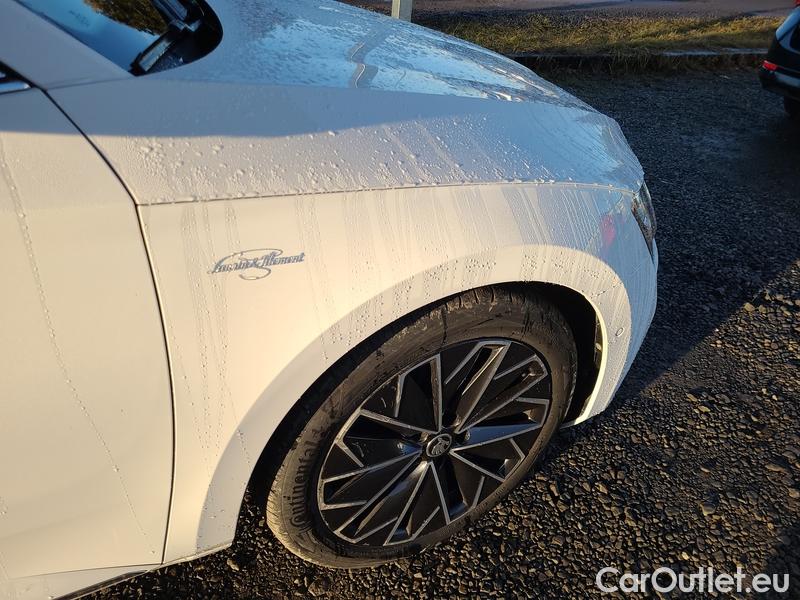  Skoda  Superb  2 (2008) Supe.FL2.0TDI 110 L&K AT #24