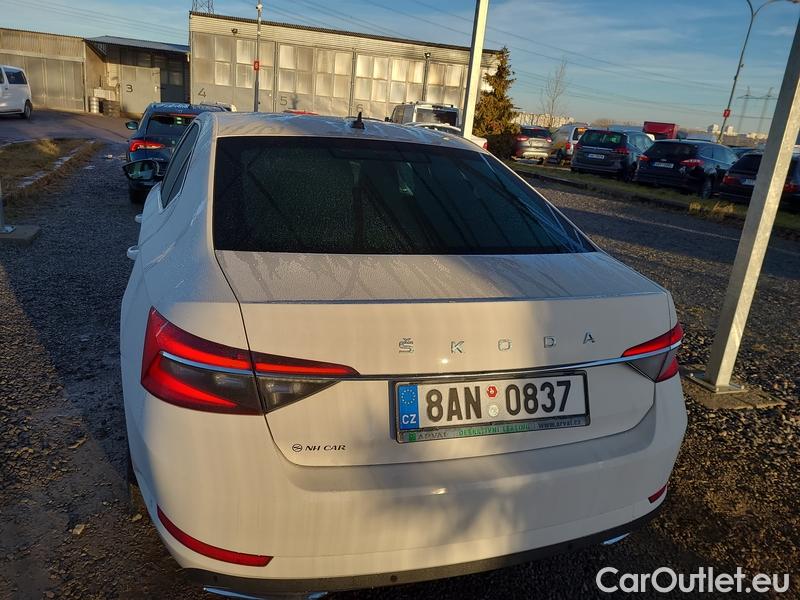  Skoda  Superb  2 (2008) Supe.FL2.0TDI 110 L&K AT #18