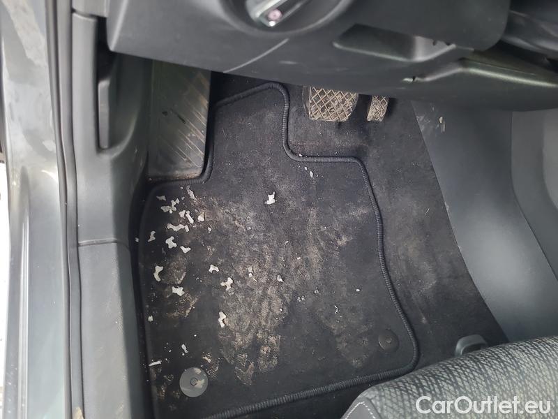  Skoda  Karoq  (NU)(2017->)  2.0TDI 110 4x4 Style AT #4