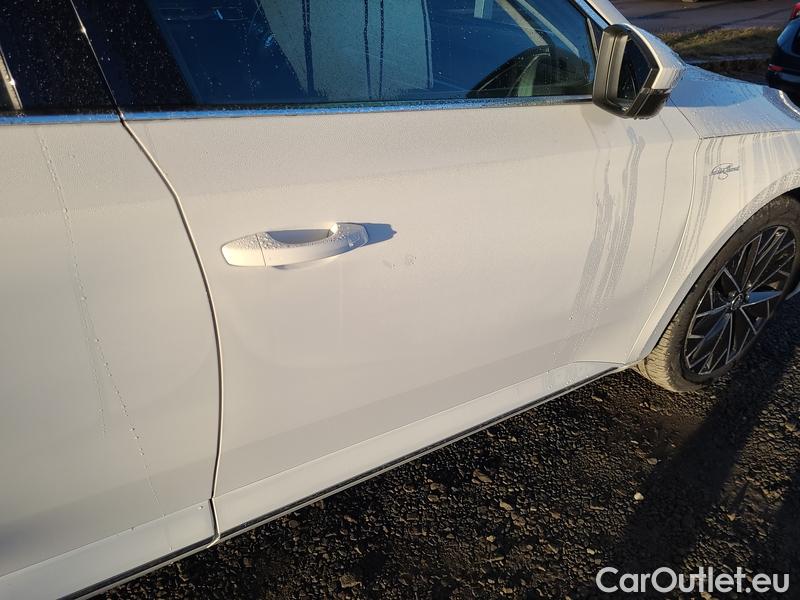  Skoda  Superb  2 (2008) Supe.FL2.0TDI 110 L&K AT #21