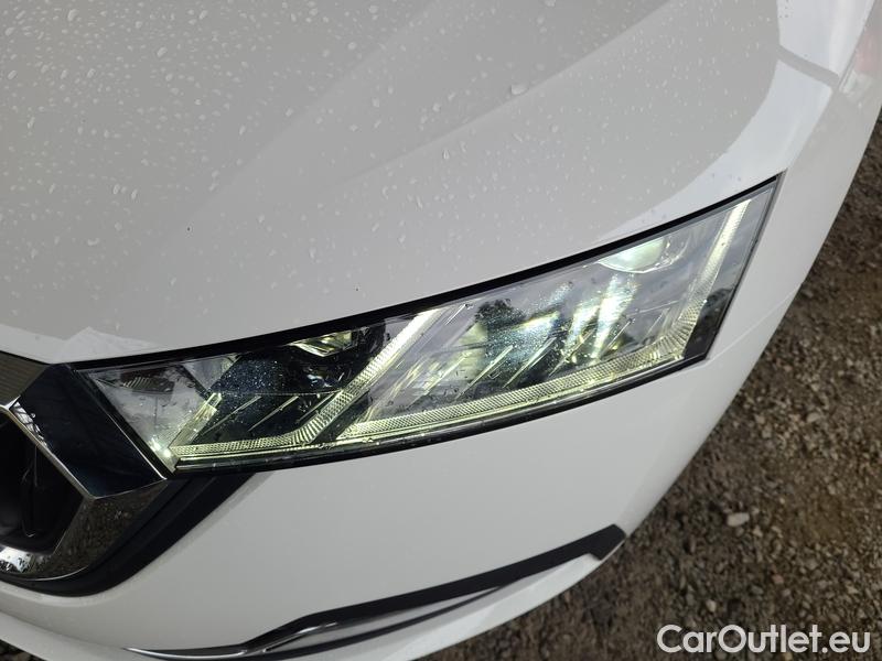  Skoda  Octavia  Combi (NX3)(2020) Oct.Combi 2.0TDI 110 Style AT #10