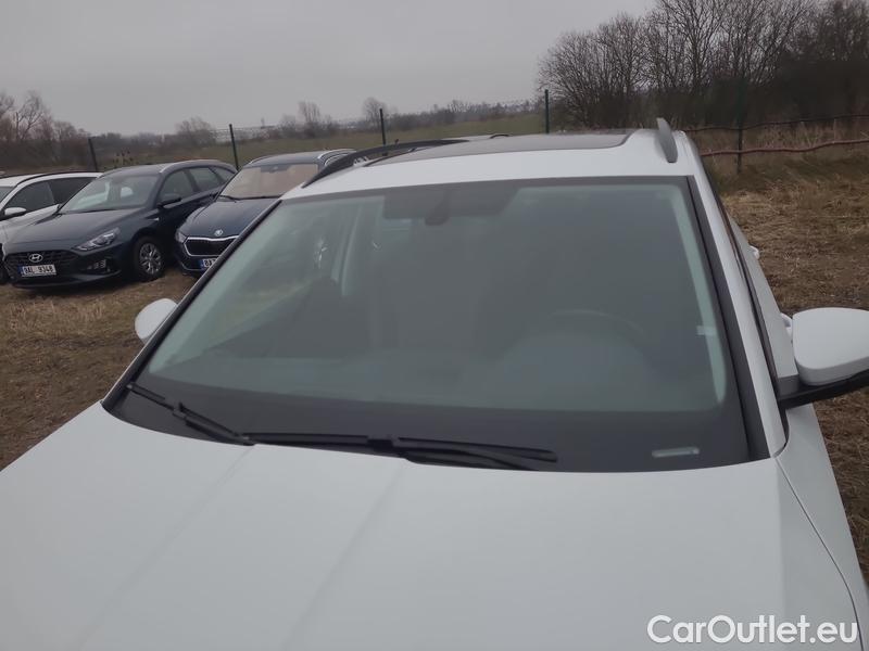  Skoda  Karoq  (NU)(2017->)  2.0 TDI 85 Style AT 5d #4