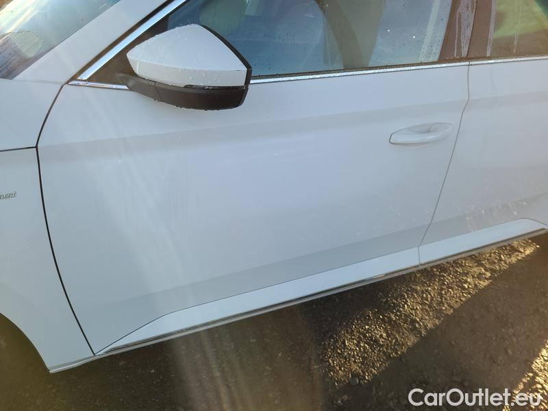  Skoda  Superb  2 (2008) Supe.FL2.0TDI 110 L&K AT #7