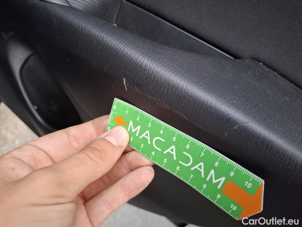  Mazda  CX-3  Dynamique 2.0 SKYACTIV-G 120CV BVM6 E6 #13