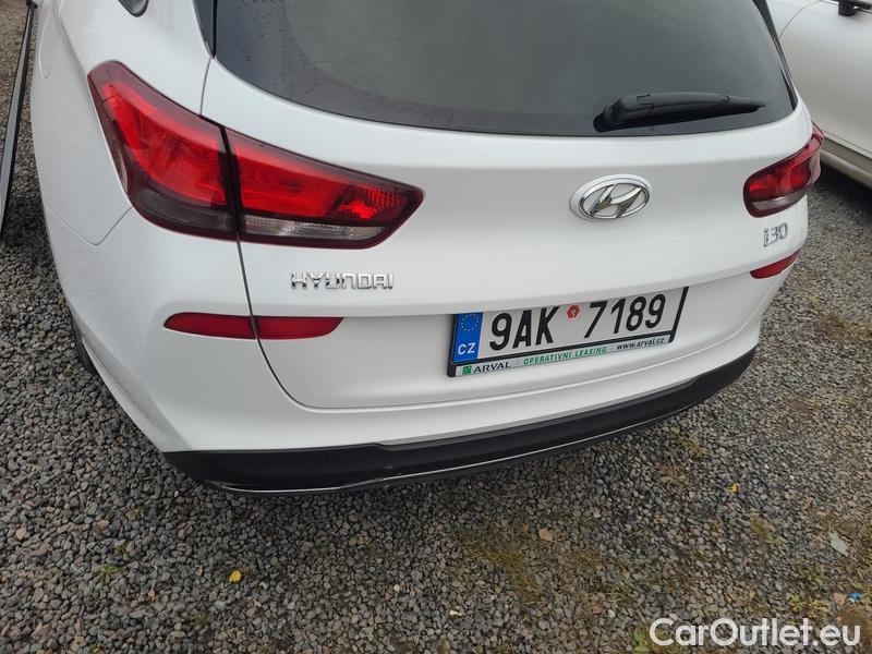  Hyundai  i30   cw (PD)(2017->)  kom.1.6CRDi 115 Smart #19