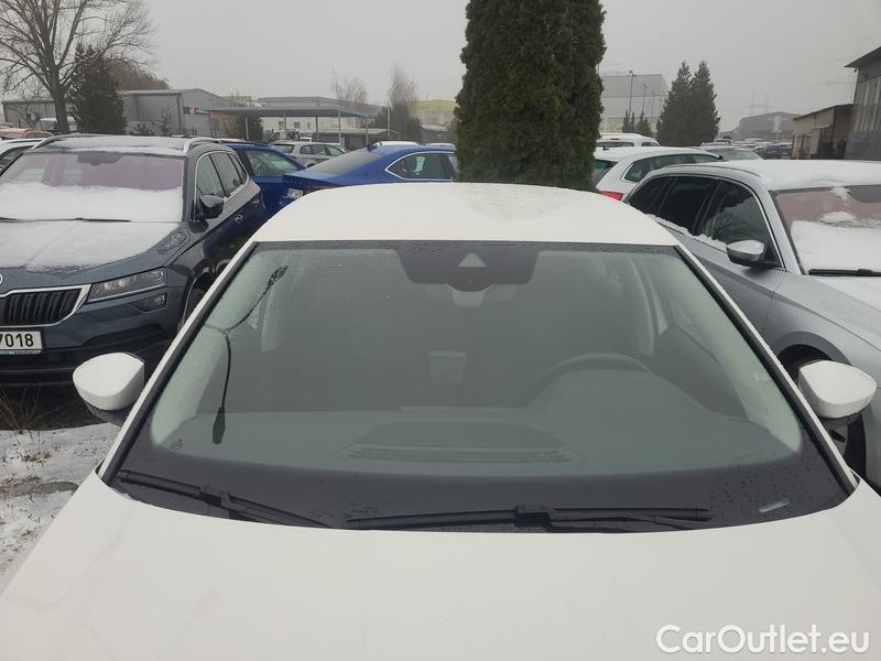  Skoda  Octavia  Lim. (NX3)(2020)  1.5TSI 110 Active 5d #1