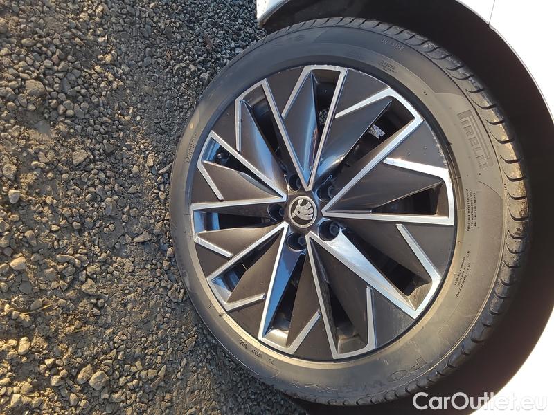  Skoda  Superb  2 (2008) Supe.FL2.0TDI 110 L&K AT #20