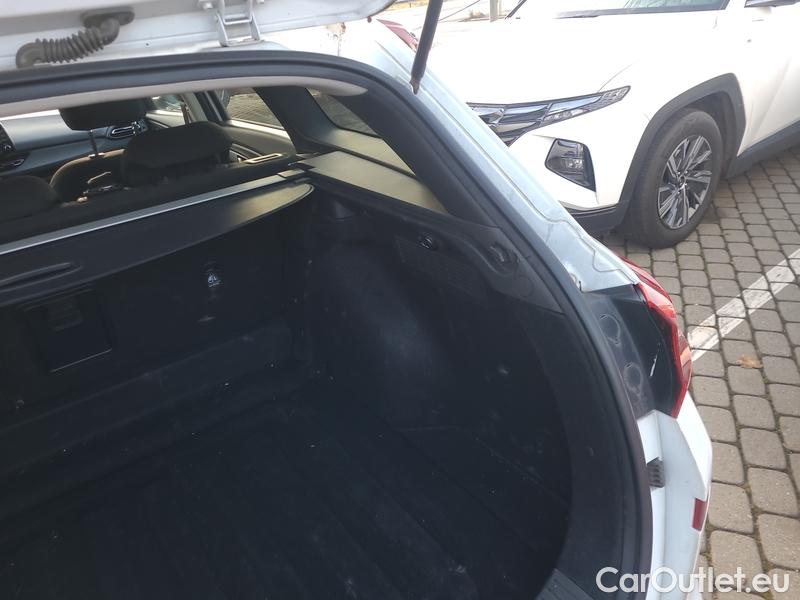  Hyundai  i30   cw (PD)(2017->)  kom.1.6CRDi 115 Smart #12