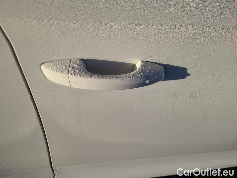  Skoda  Superb  2 (2008) Supe.FL2.0TDI 110 L&K AT #22