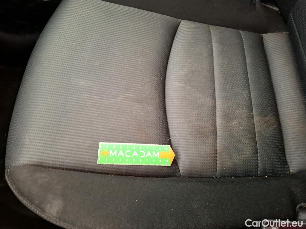  Mazda  CX-3  Dynamique 2.0 SKYACTIV-G 120CV BVM6 E6 #49