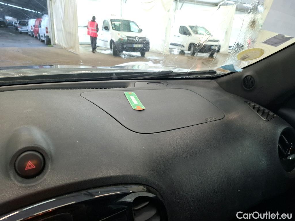  Nissan  Juke NISSAN  5p Crossover dCi 110 N-CONNECTA #21