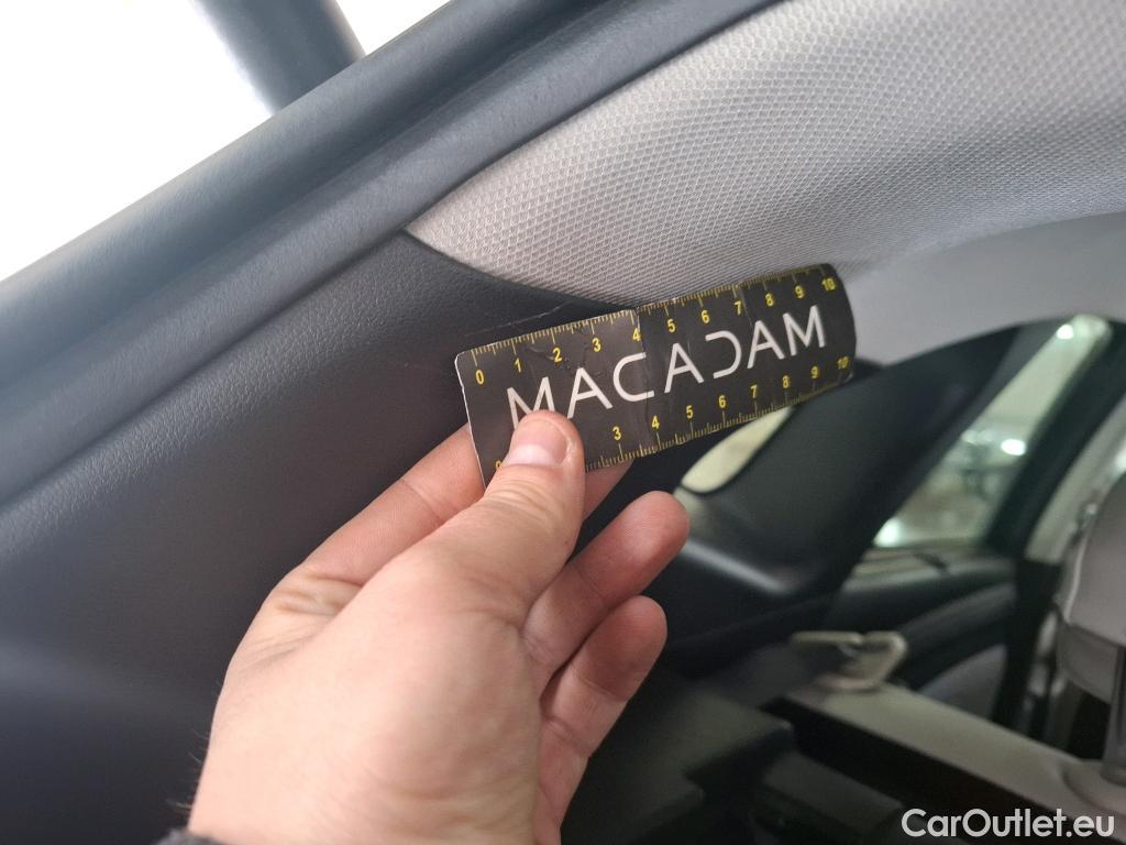  Hyundai  Tucson HYUNDAI  / 2020 / 5P / SUV 1.6 HYBRID 230 EXECUTIVE #8