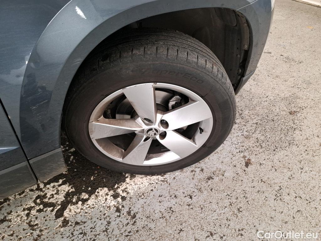  Skoda  Karoq SKODA  / 2017 / 5P / SUV 2.0 TDI 116ch DSG7 Ambition #36