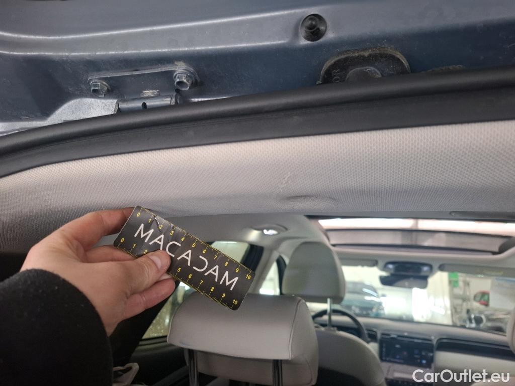  Hyundai  Tucson HYUNDAI  / 2020 / 5P / SUV 1.6 HYBRID 230 EXECUTIVE #4