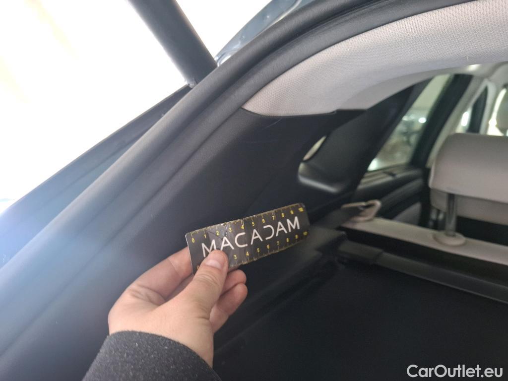  Hyundai  Tucson HYUNDAI  / 2020 / 5P / SUV 1.6 HYBRID 230 EXECUTIVE #6