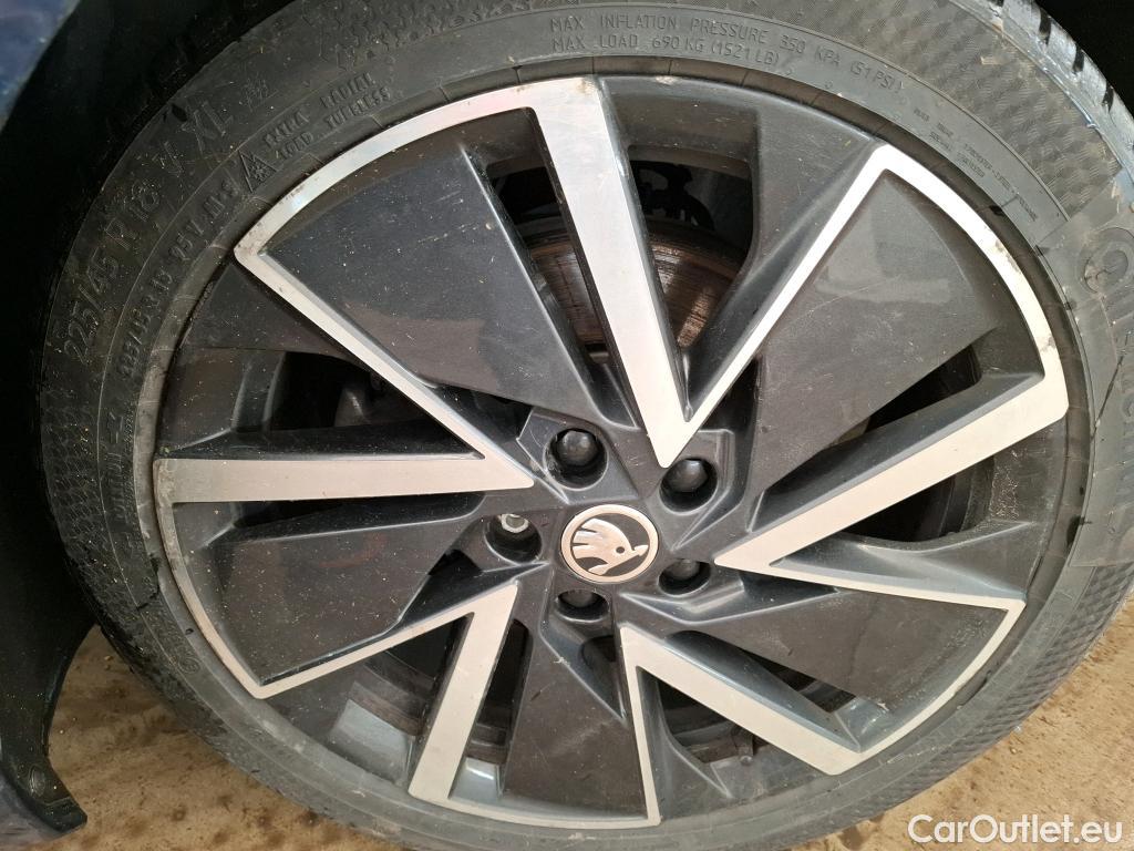  Skoda  Octavia SKODA  / 2020 / 5P / Berline 1.4 TSI PHEV iV 204 DSG6e Business #3