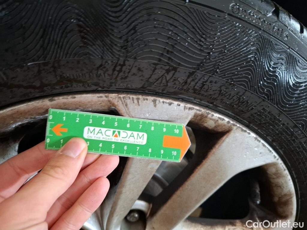  Nissan  Juke NISSAN  5p Crossover dCi 110 N-CONNECTA #29