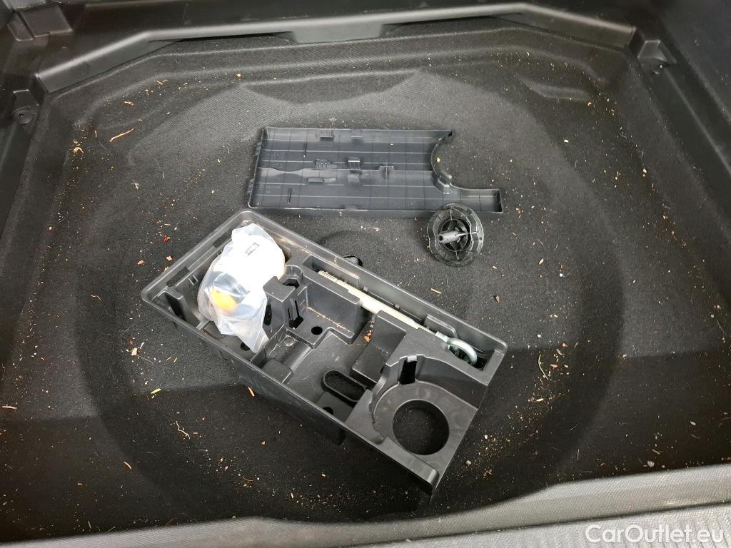  Peugeot  3008  Allure Pack 1.5 HDi 130CV BVA8 E6d #16