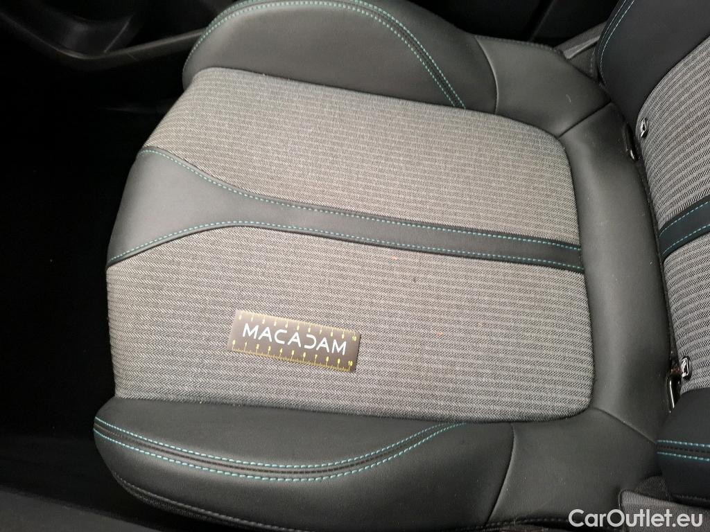  Peugeot  3008  II Allure Pack 1.2 PureTech 130CV BVA8 E6d #16