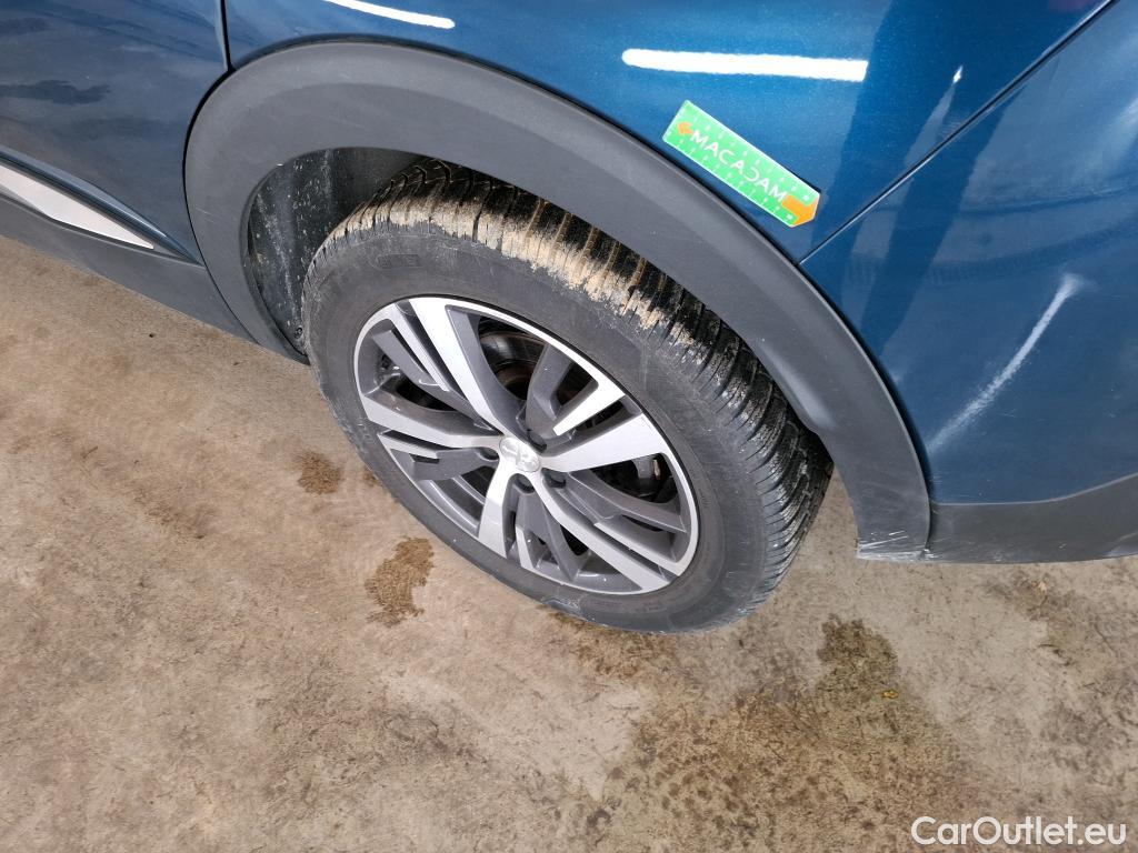  Peugeot  3008  Allure Pack 1.5 HDi 130CV BVA8 E6d #25