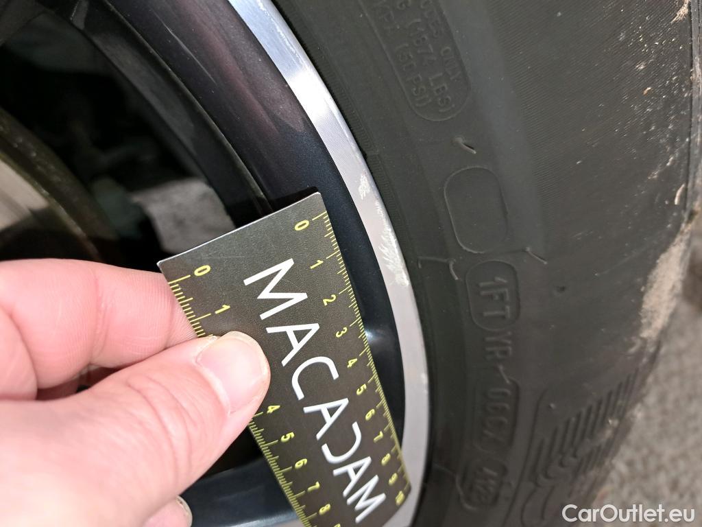  Peugeot  5008  Allure 1.5 HDi 130CV BVM6 7 Sieges E6d #27