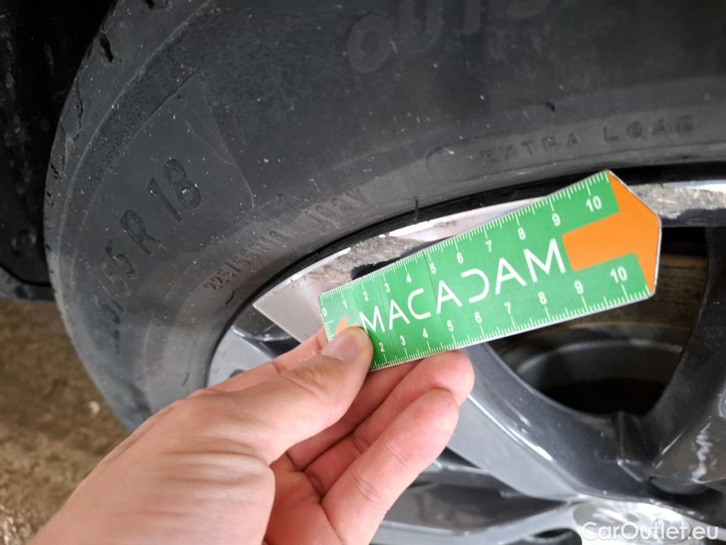  Peugeot  3008  Allure Pack 1.2 PureTech 130CV BVA8 E6d #3