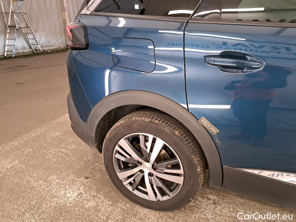  Peugeot  5008  Allure 1.5 HDi 130CV BVM6 7 Sieges E6d #41