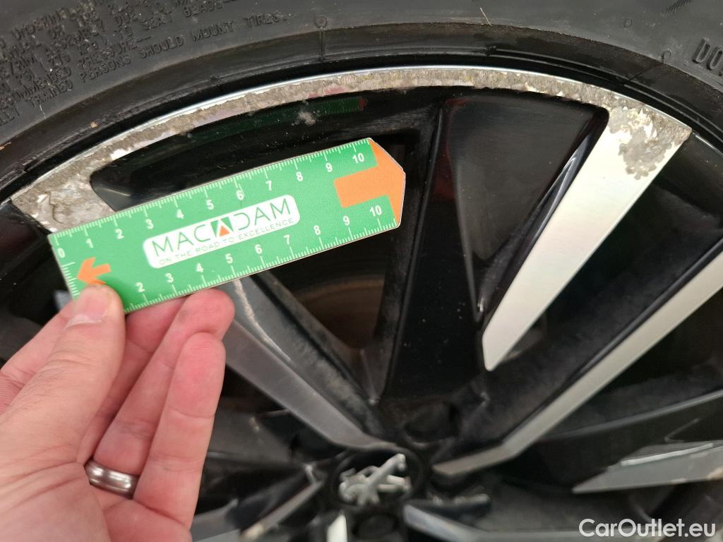  Peugeot  508 PEUGEOT  SW / 2018 / 5P / Break HYBRID 225 E-EAT8 GT LINE #29