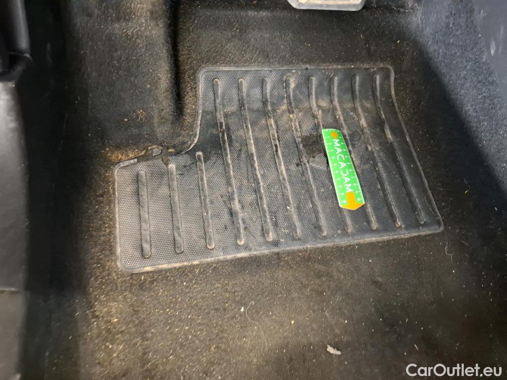  Peugeot  2008  Allure Business 1.5 HDi 130CV BVA8 E6d #6