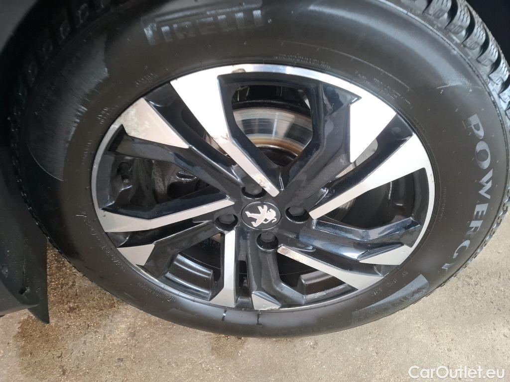  Peugeot  2008  Allure Business 1.5 HDi 130CV BVA8 E6d #29