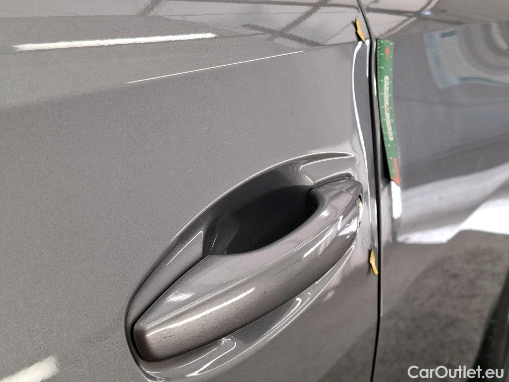  Peugeot  508 PEUGEOT  SW / 2018 / 5P / Break HYBRID 225 E-EAT8 GT LINE #15