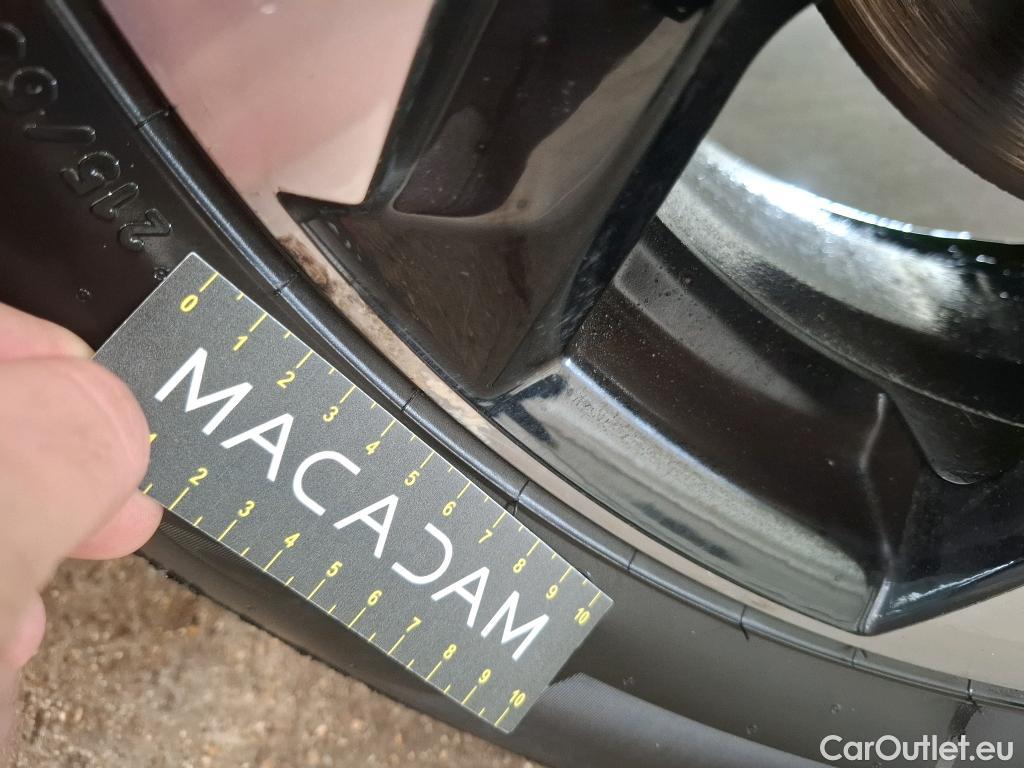  Peugeot  2008  Allure Business 1.5 HDi 130CV BVA8 E6d #36