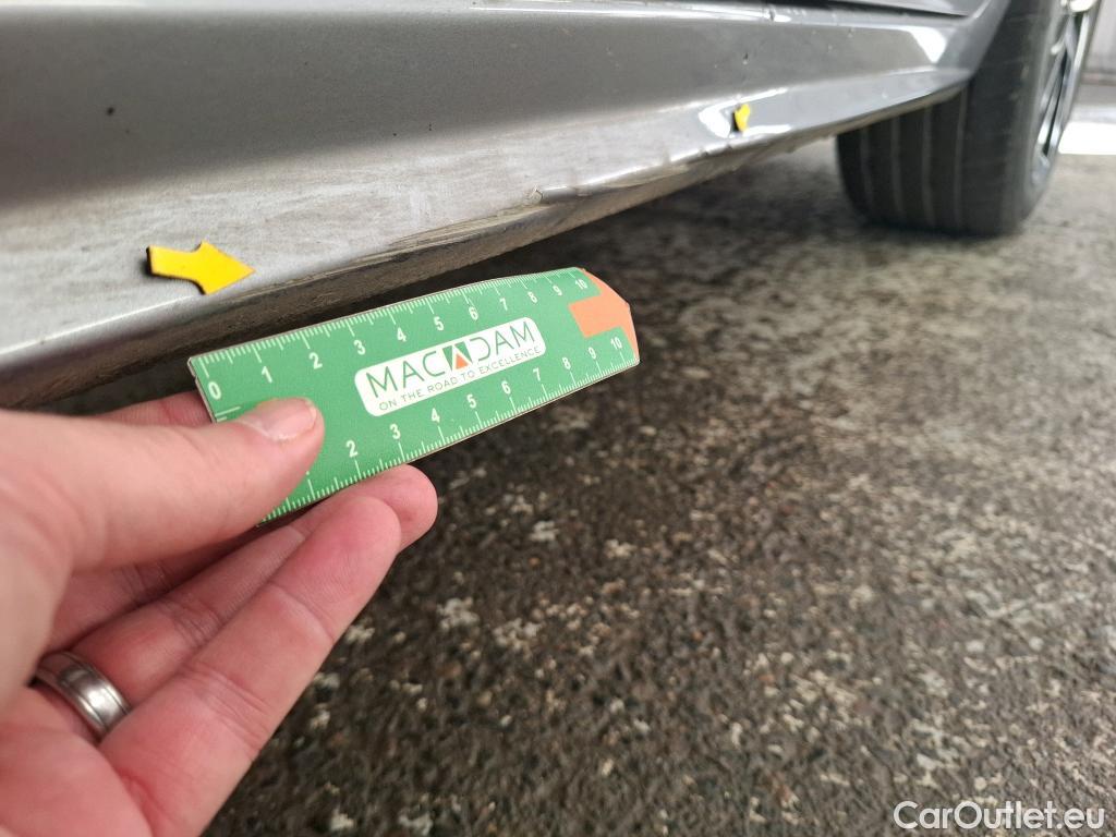  Peugeot  508 PEUGEOT  SW / 2018 / 5P / Break HYBRID 225 E-EAT8 GT LINE #18