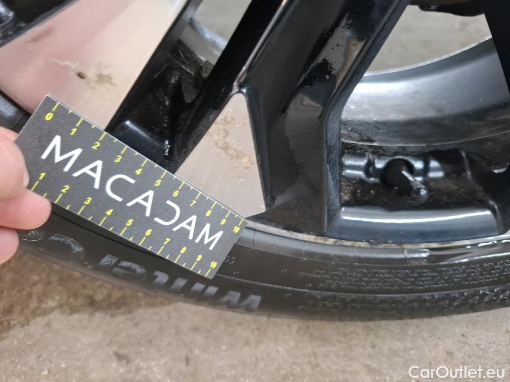  Peugeot  2008  Allure Business 1.5 HDi 130CV BVA8 E6d #44